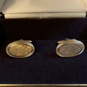 Vintage in box Avon Brushed oval cuff links